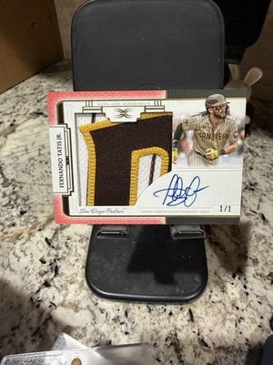 2024 Topps Definitive FERNANDO TATIS JR. 1/1 PATCH AUTO #ARC-FT PADRES