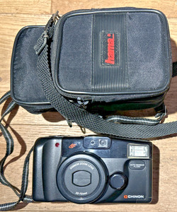 Chinon AF Auto 3501 Camera zoom lens 35-70mm auto sensor flash hama Case battery