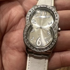 Montre Femme Bangle Or Argent Acier Inoxydable WR Pile Blanche Quartz