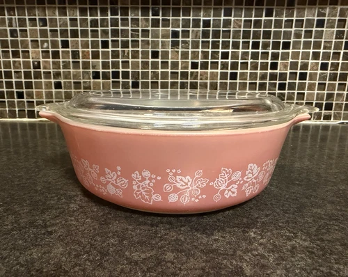 Vintage Pyrex Gooseberry Pink 471 1 Pint Small Round Casserole Dish w/ Lid