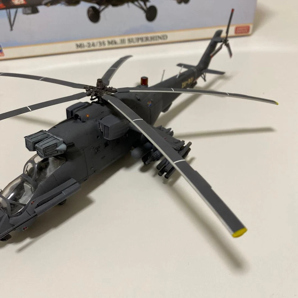 Hasegawa 1/72 Scale Mi-24/35 Mk.III Super Hind Helicopter Model Kit Japan - Image 3 of 4