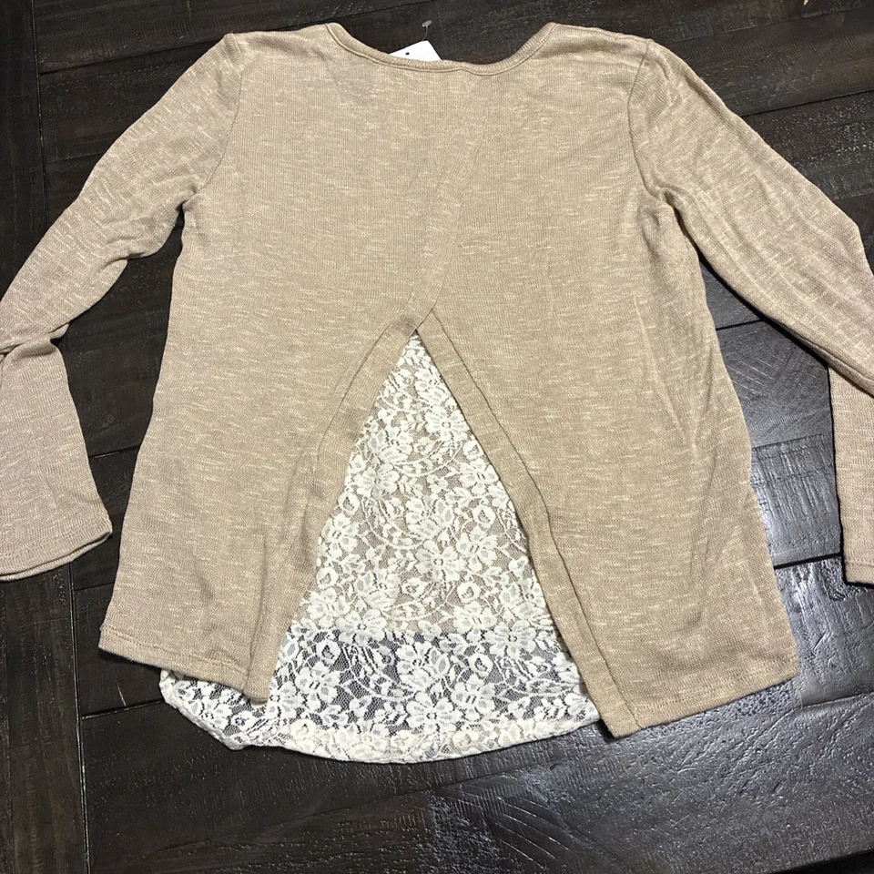 NWT Cato Girls M (10/12) Gold Lace Top - Image 2 of 2