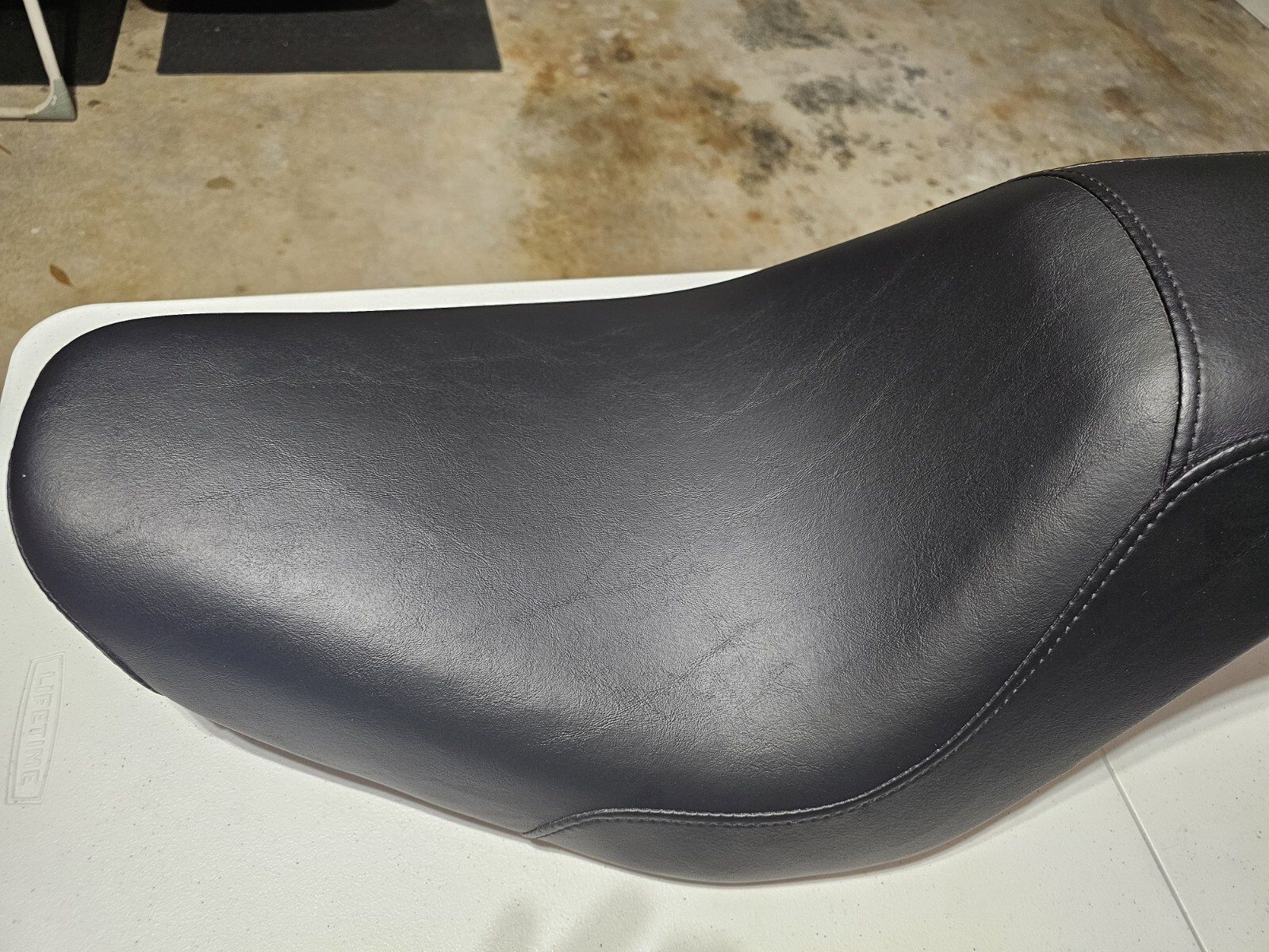 Harley Davidson Softail Badlander Seat FatBoy Heritage Nightrain Like