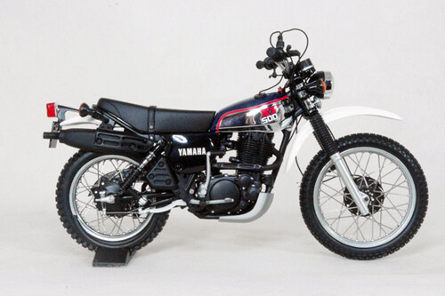 Miniature Yamaha XT500 1986 Bleu Et Blanc échelle 1/12 Par Minichamps - Collection Moto