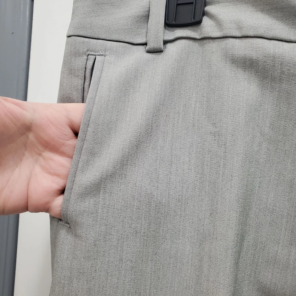 Bermudas de vestir Worthington para mujer calce moderno gris frente plano talla grande 16 Foto 2 de 4