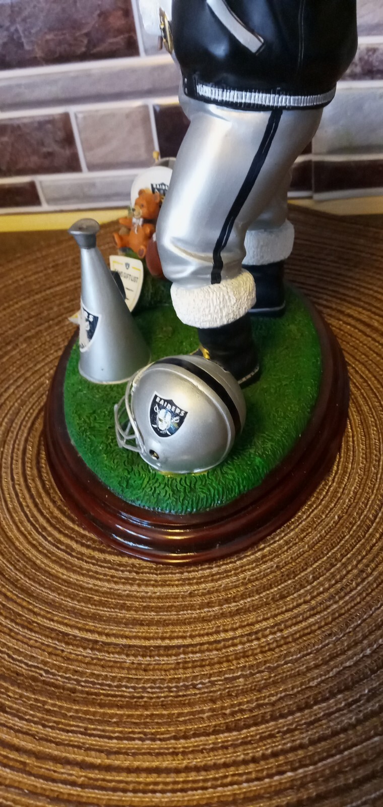 Picture 5 of 7