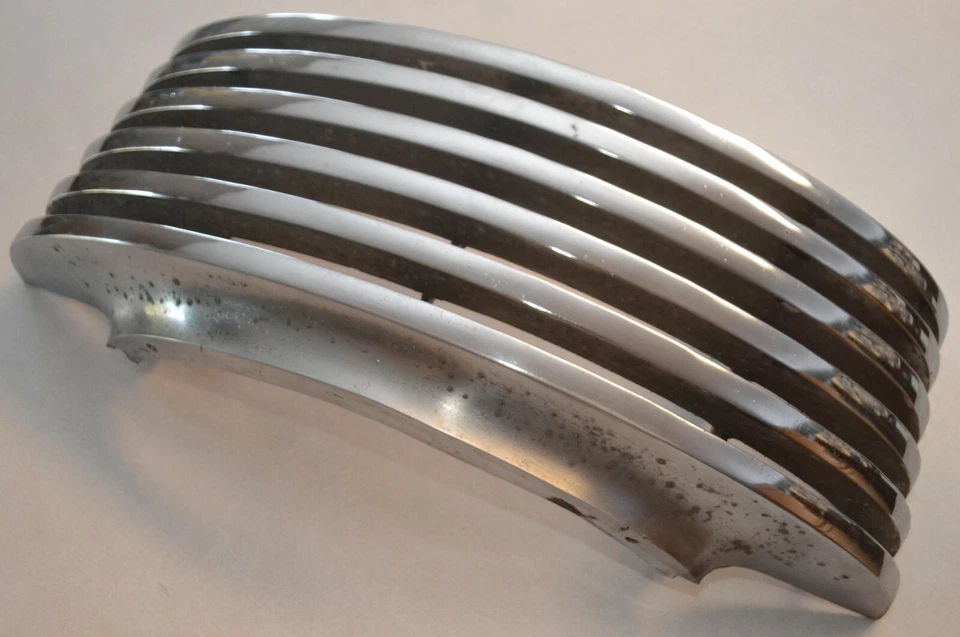 Rejilla del radiador delantero Nash Ambassador 1946-1948, barras cromadas originales, 600, 1947 Foto 2 de 4