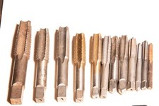 LOT OF 15 ASSORTED TAPS 5 Dies