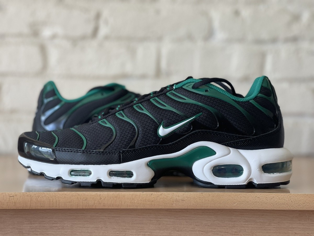 Nike Air Max Plus Black Malachite Green White Men's Size 11 DM0032