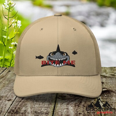 Great White Shark Bite Me Oceanologist Trucker Hat for Men Women