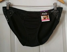 MAIDENFORM BLACK AND LACE STRING BIKINI PANTY, SIZE 2XL/9