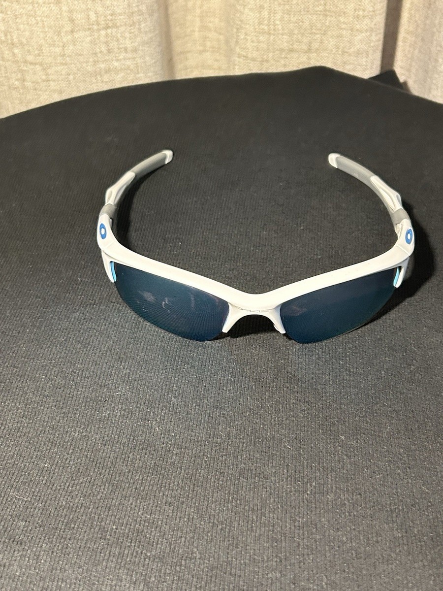 White frame / Blue lens Polarized Oakley Sunglasses Scratched