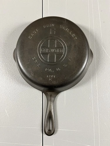 RESTORED, MINT Griswold #6 Large Logo Skillet