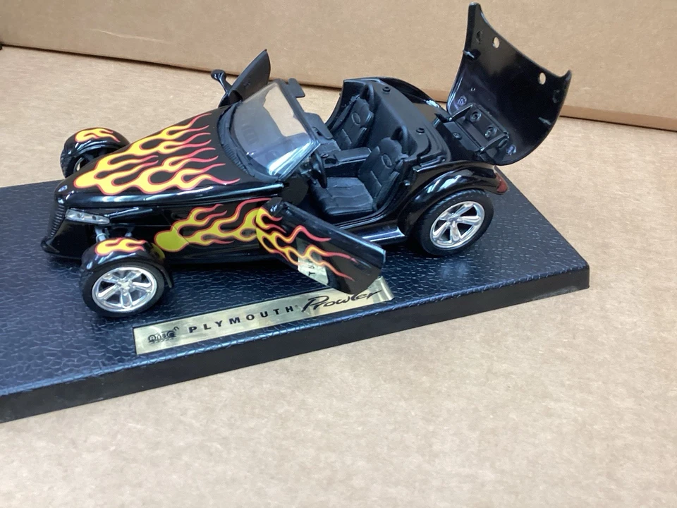 Plymouth Prowler With Flames Anson 1:18 Die Cast - Missing Box - Image 3 of 4