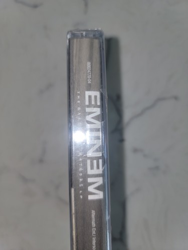 Eminem - Marshall Mathers LP cassette - Picture 3 of 8