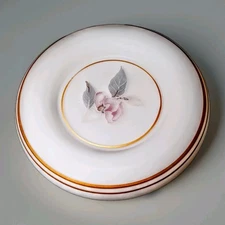 Vtg 1950s Satin Frosted Glass Ashtray 6.5Inx1 3/4in White w/Gold Trim Floral Ctr