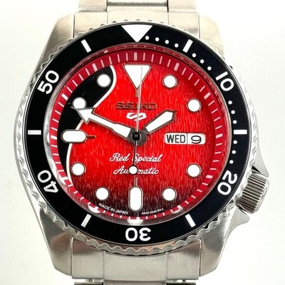 Seiko 5 Sports SBSA073 Brian May Limited Edition Automatik Uhr Rot