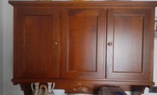 Mobili stile antico usati in noce 1 vetrina 2 angoliere 2 pensili