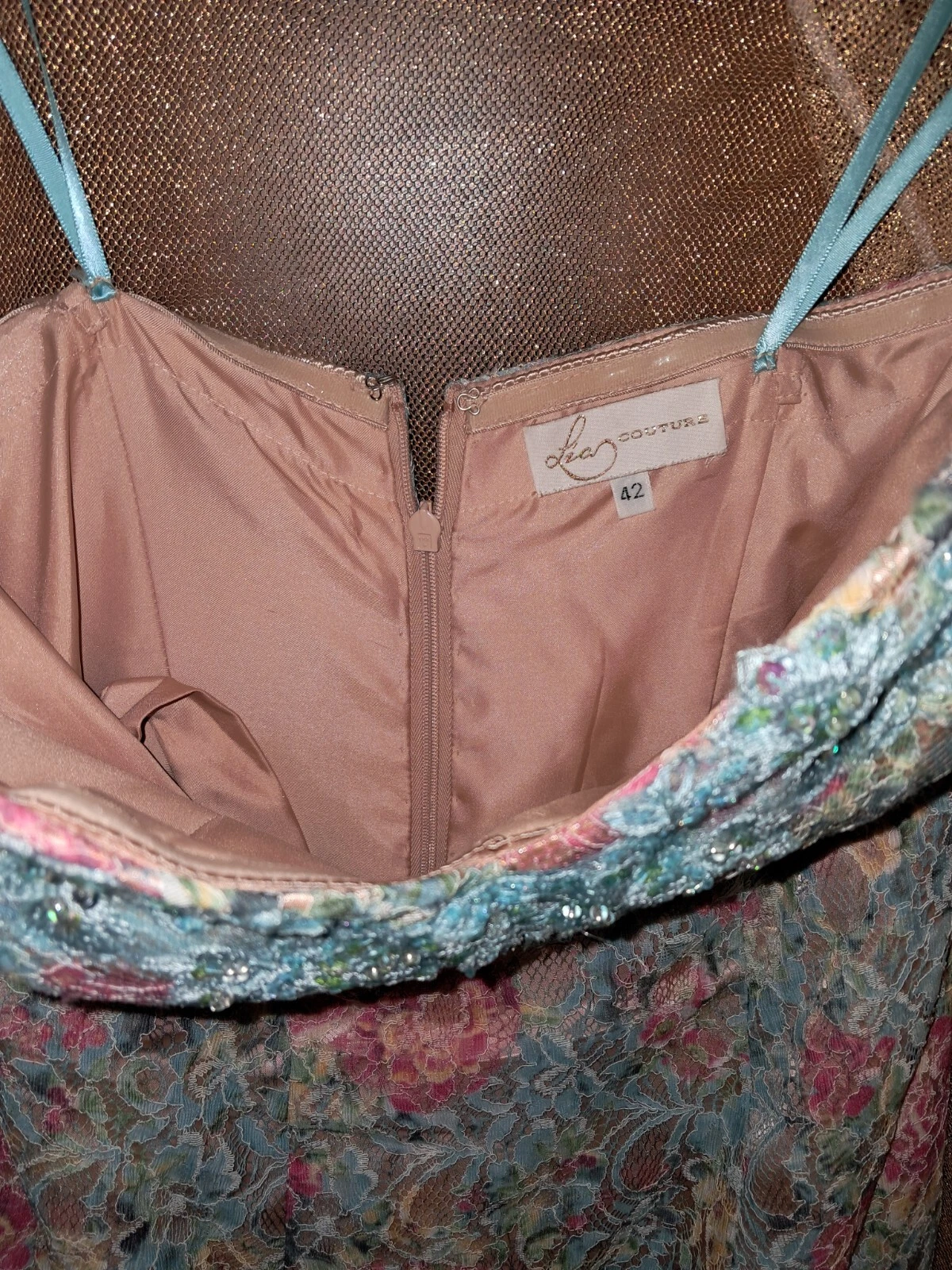 Foto 4 di 9