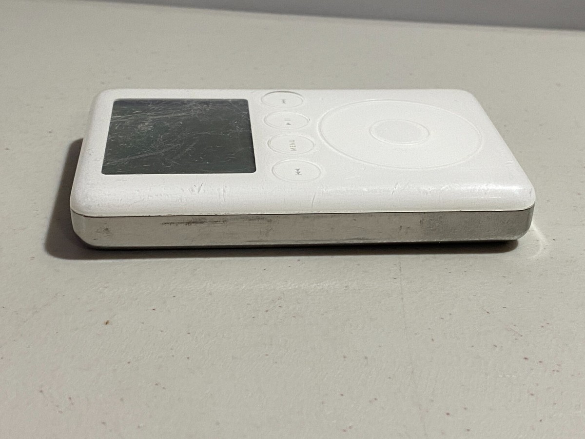 iPod Classic 3rd Generation 15gb A1040 - VW Volkwagen