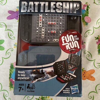 2010 Hasbro Fun on the Run Battleship Game (Travel Edition)