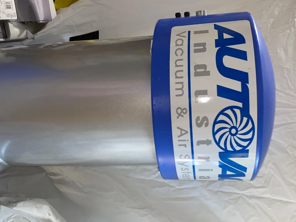 aspiradora industrial en seco húmedo Foto 3 de 4