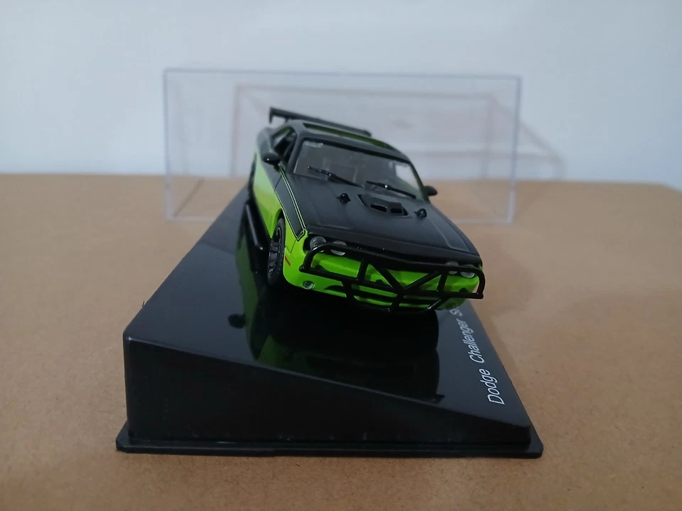 MODELLINO AUTO FAST & FURIOUS DODGE CHALLENGER SRT - Immagine 2 di 4