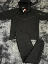 Men’s Tech Fleece Tracksuit Set Hoodie & Joggers Black Size M – 2-Piece Outfit