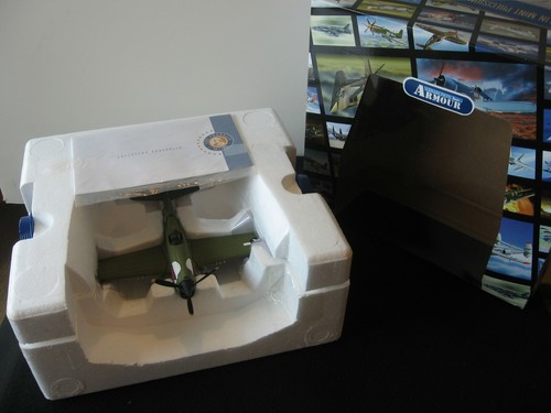 FRANKLIN MINT DIECAST ARMOUR 1:48 P-40N WARHAWK JOANNE,89th FS, 80th FG B11E184 - Picture 7 of 7