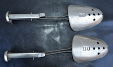 VTG EKCO Hammered Metal Shoe Tree Shapers Stretchers Adjustable Pair.
