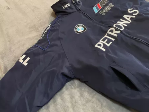 CHAQUETA DE CARRERAS VINTAGE PARA ADULTOS F-1 2025, CHAQUETA BMW AZUL MARINO BORDADO ALGODÓN ACOLCHADO - Imagen 5 de 16