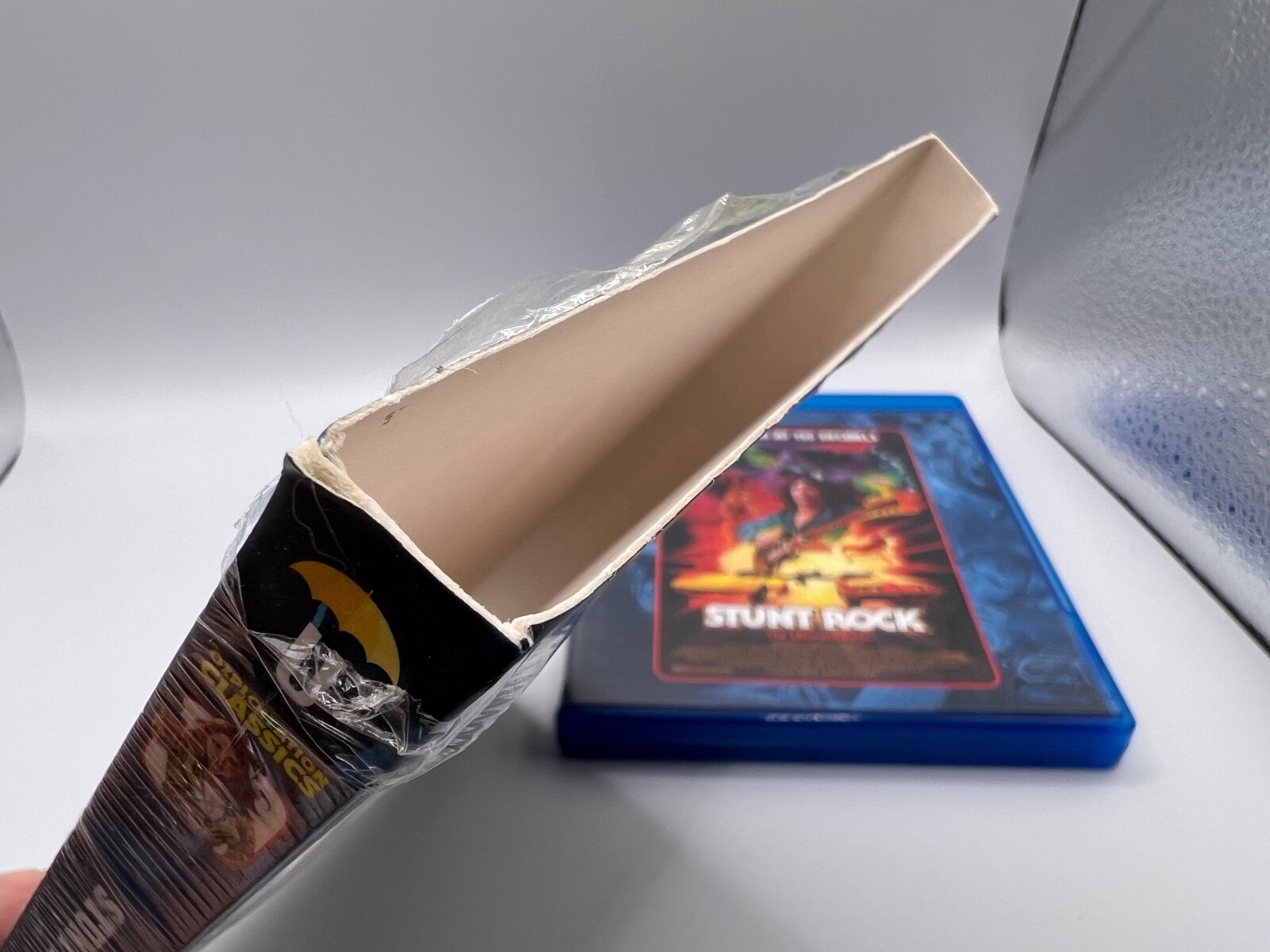 STUNT ROCK Ozploitation Classics Blu-ray w/ Slipcover & Comic Umbrella Ent OOP