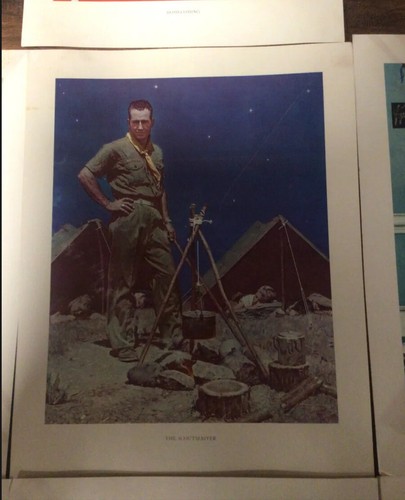 Lotto memorabilia boy scout vintage stampe BSA coppe normanne calze camicia libri pino - Foto 8 di 24