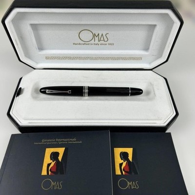OMAS Black Fountain Pen Made in Italy with Box and Booklet