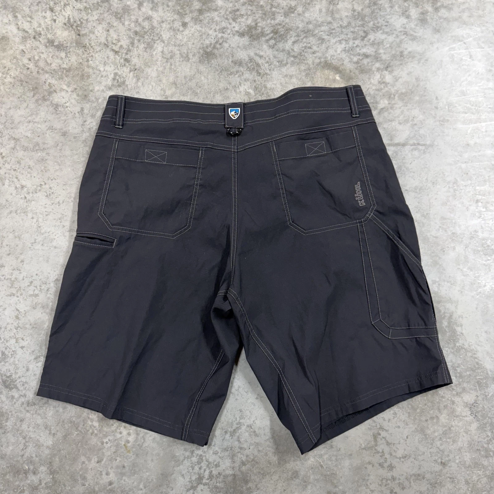 Kuhl Shorts Mens 40 Black Hiking Outdoor Travel Utility Pockets Bermuda