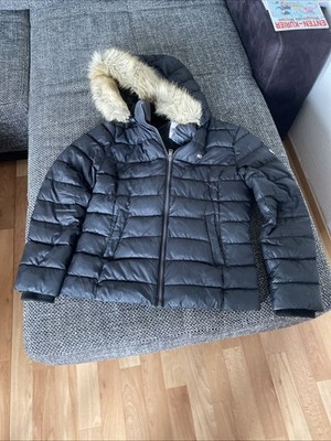 Tommy Hilfiger Damenjacke Größe M zu Verkaufen  Top Zustand In Schwarz