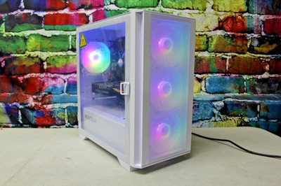 Custom RGB Gaming Desktop PC Intel Core i7 3.40 Quad 32 GB SSD Nvidia RTX 5060