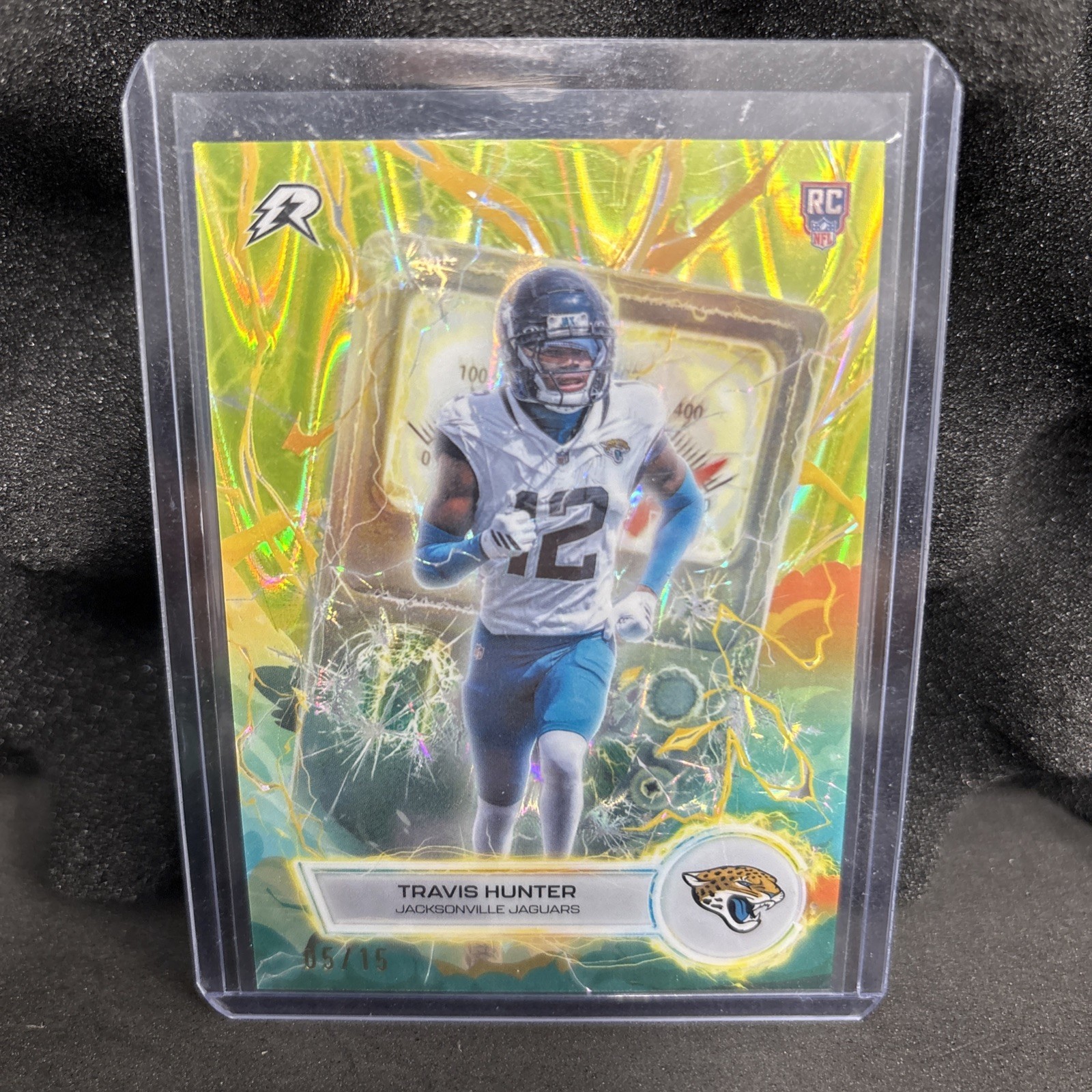 2025 Topps Resurgence Travis Hunter /15 Rookie Rc Voltaic Lime Green