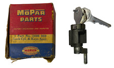 New Old Stock Door Lock For 1957-58 Models Mopar 1698989