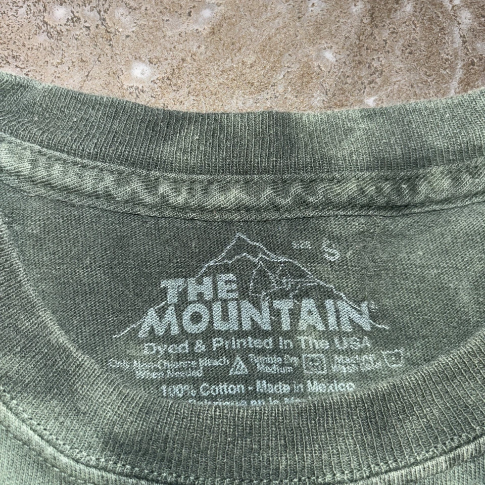 Vintage The Mountain Shirt Mens Small Green Bear Graphic Animal Wildlife Nature - Image 4 of 4
