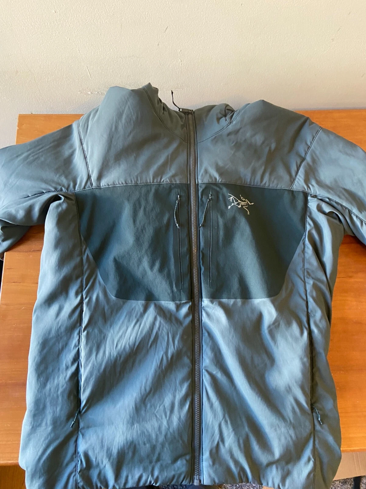 RARE Arc'teryx Proton AR Hoody Men's S Boreal Green '16 1st Gen Insulated jacket - product detail image 3