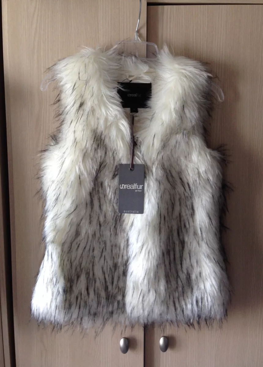 Unreal fur vest sale
