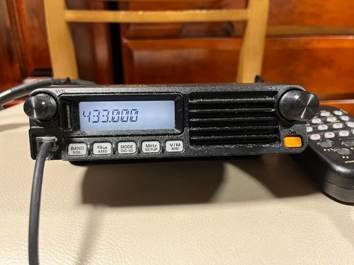 Yaesu FTM-7250D Dual Band Transceiver C4FM/FM 144/430MHz Tested - Zdjęcie 4 z 5
