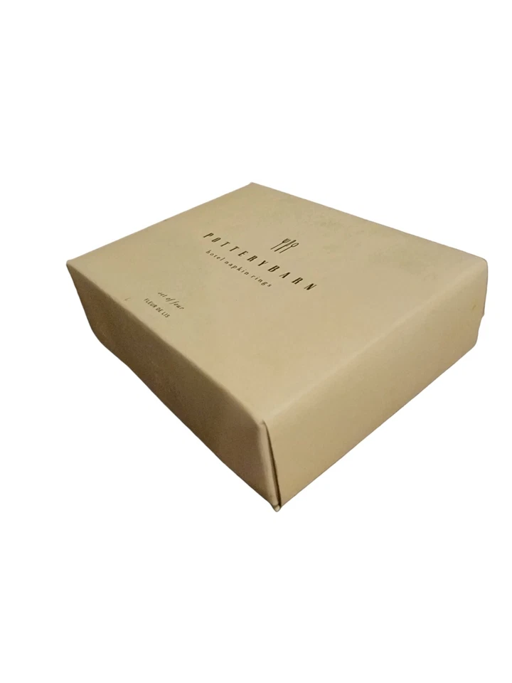 Anillos de servilletas Pottery Barn Hotel, juego de cuatro, flor de lis Foto 4 de 4