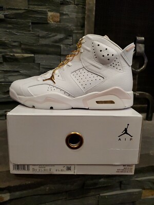 Jordan VI Gold Hoops Barely Rose Size 9M DEADSTOCK