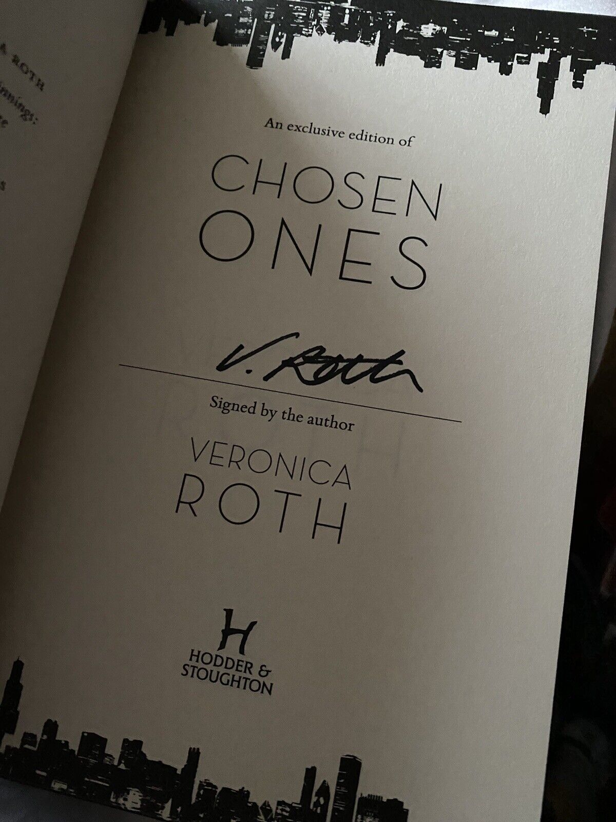 Fairyloot: CHOSEN ONES by Veronica Roth (2020, Hardcover) **SIGNED** UK  1st/1st