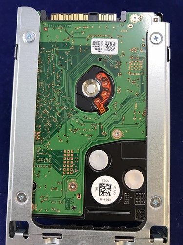 Hitachi 600GB 2.5" Hard Drive HUC156060CSS200 HGST 15K SAS 12Gbps - Picture 5 of 6