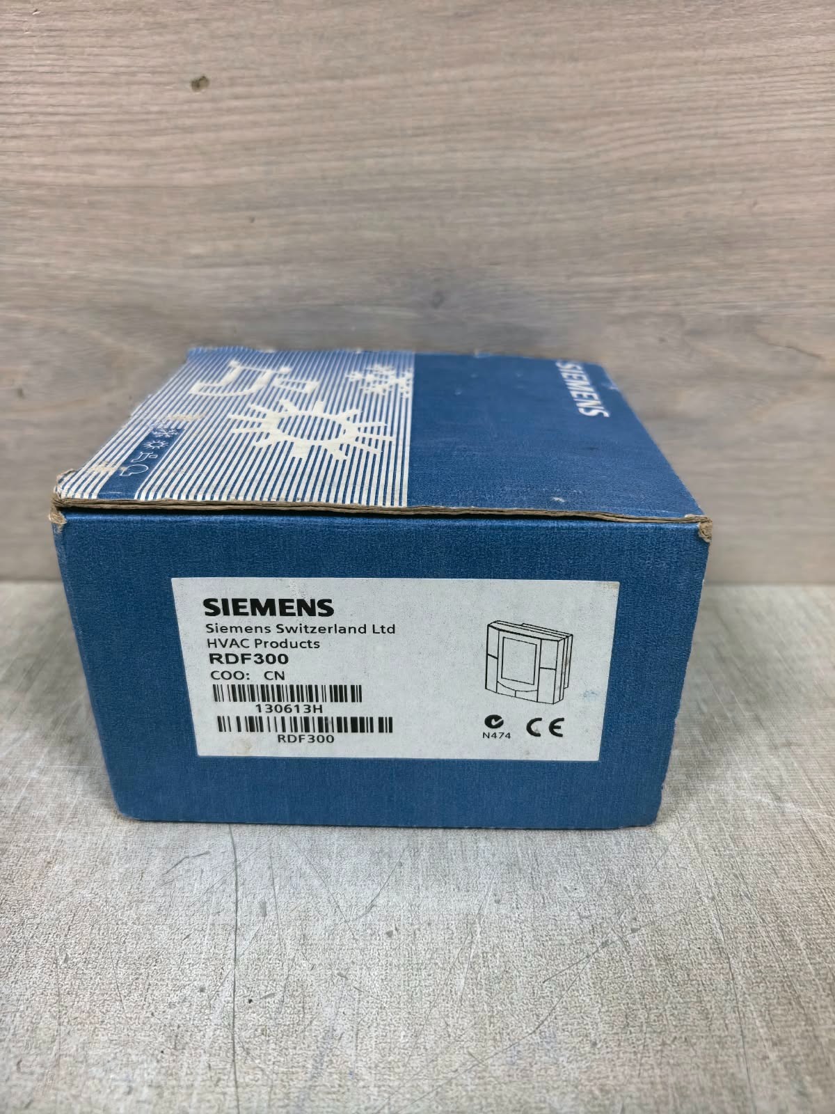 Siemens RDF300 130613H SIEMENS RDF300 130613H FLUSH-MOUNTED ROOM THERMOSTAT 230V 10