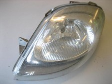 Feu avant (phare) Renault TRAFIC