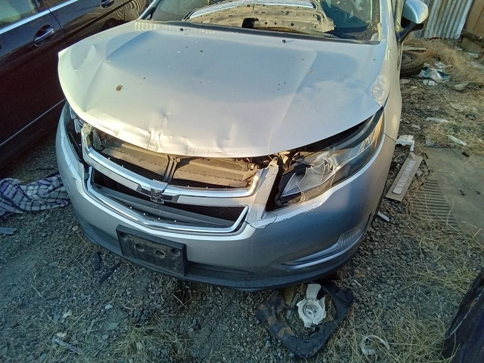 Engine ECM Hybrid-electric Drive Motor Control Fits 11-15 VOLT 30433041 - Image 3 of 4